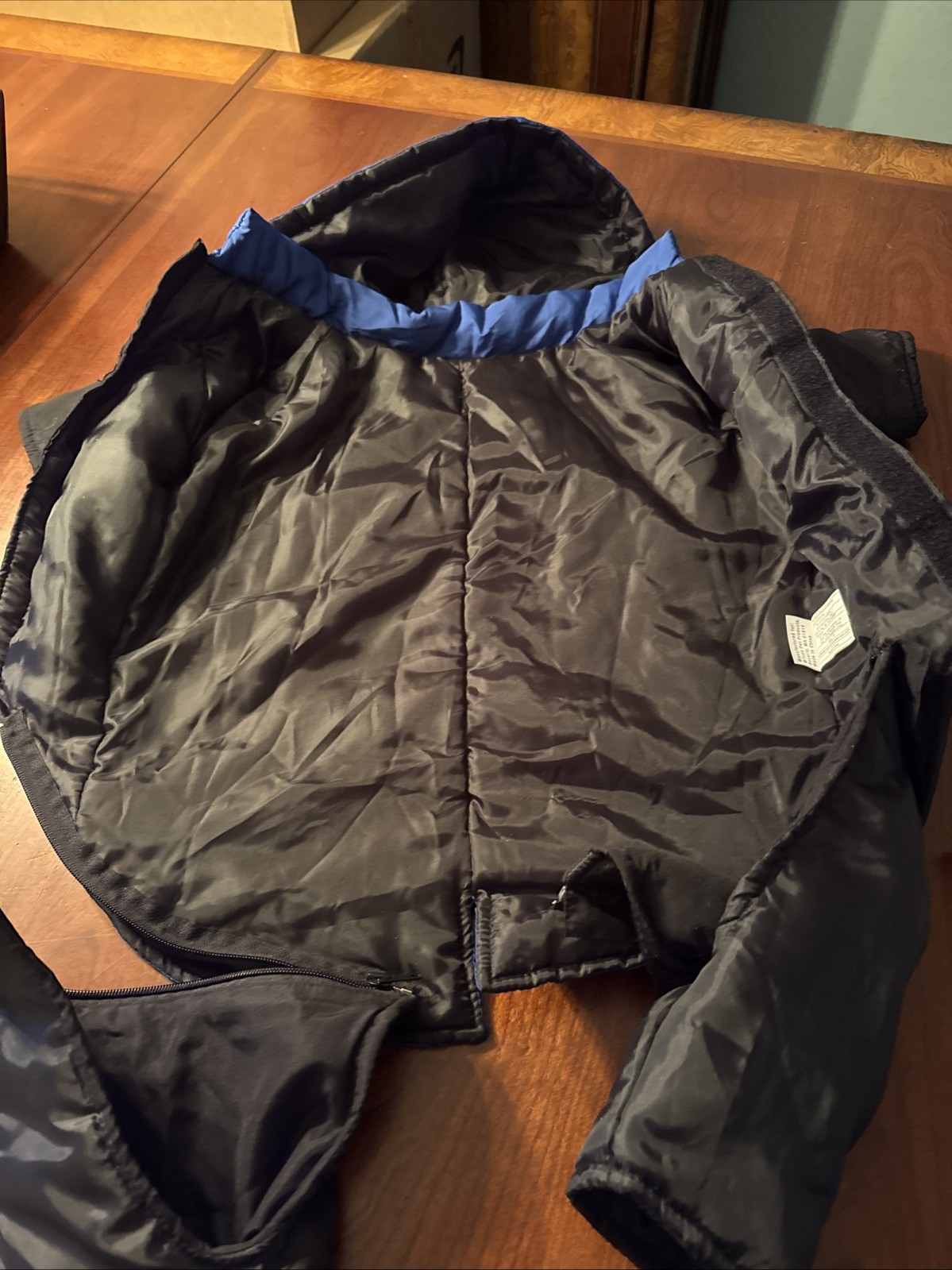 CASUAL CANINE Coat w Hood for Dog SIZE LARGE ZIP OFF LEGS /HOOD READ PLEASE!