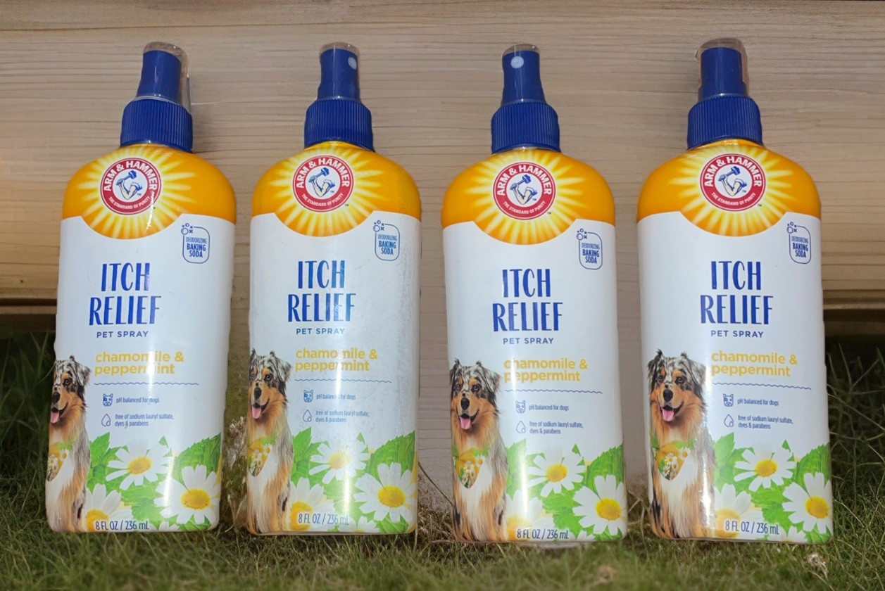 4 Arm And Hammer Itch Relief Spray, Chamomile And Peppermint 8 ounce bottles
