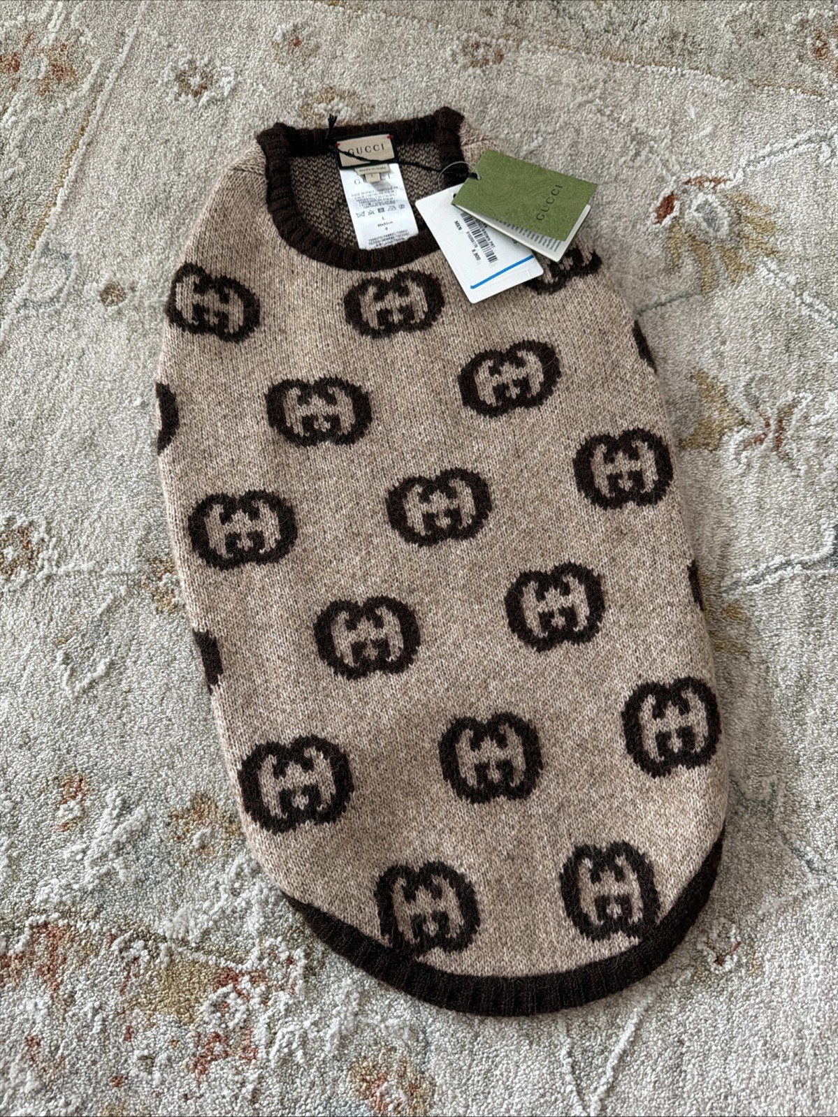 New 2026 Authentic Gucci GG Jumbo Logo Dog Sweater Clothes Tan Brown Size L