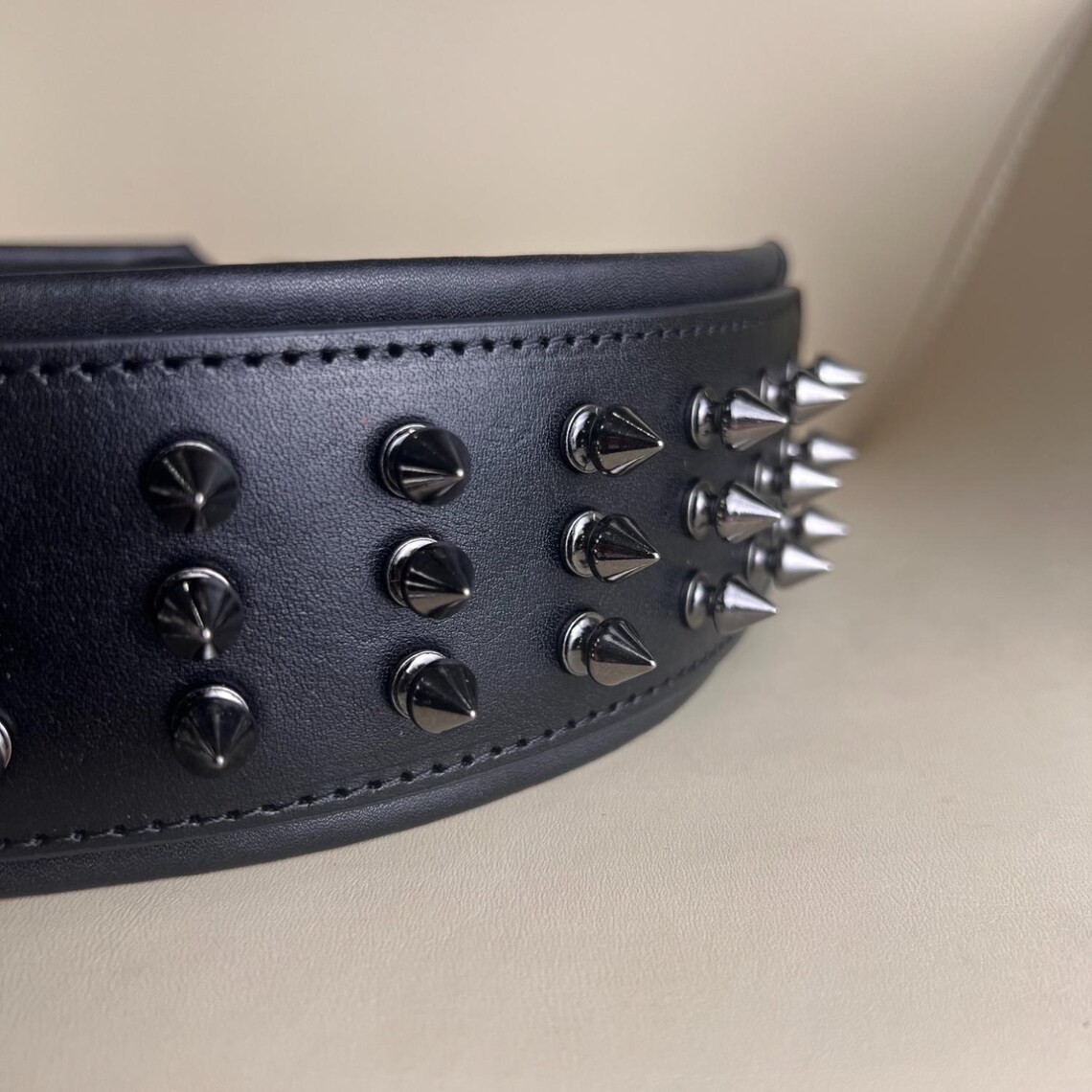 STG GENUINE LEATHER LATEST SPIKE DOG COLLAR HANDMADE COLLAR UNISEX DOG COLLAR