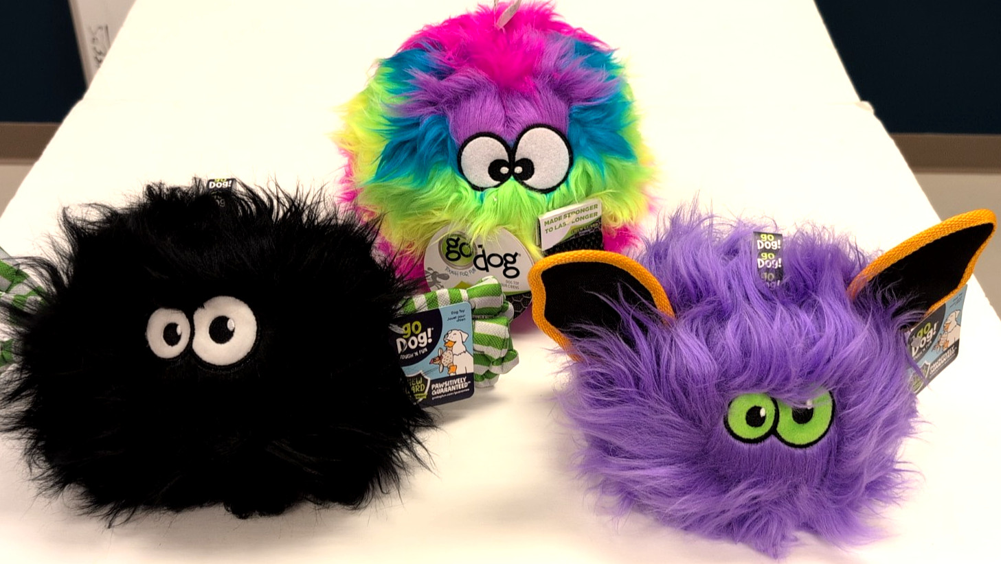 Go Dog Fuzzballz Squeaker Plush Dog Toy with Chew Guard – Your Choice Color, NWT