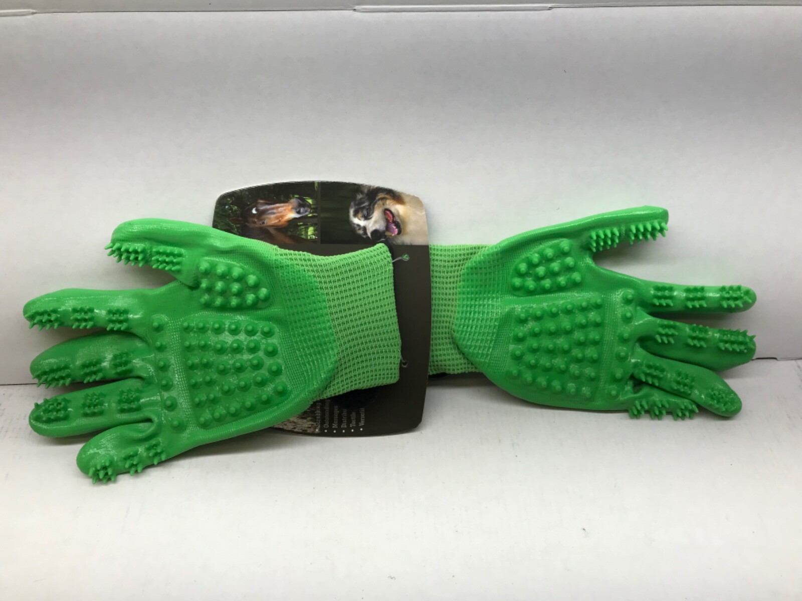 Hands On Wet/Dry Grooming Shedding Bathing Gloves for Pets Sized Small Green