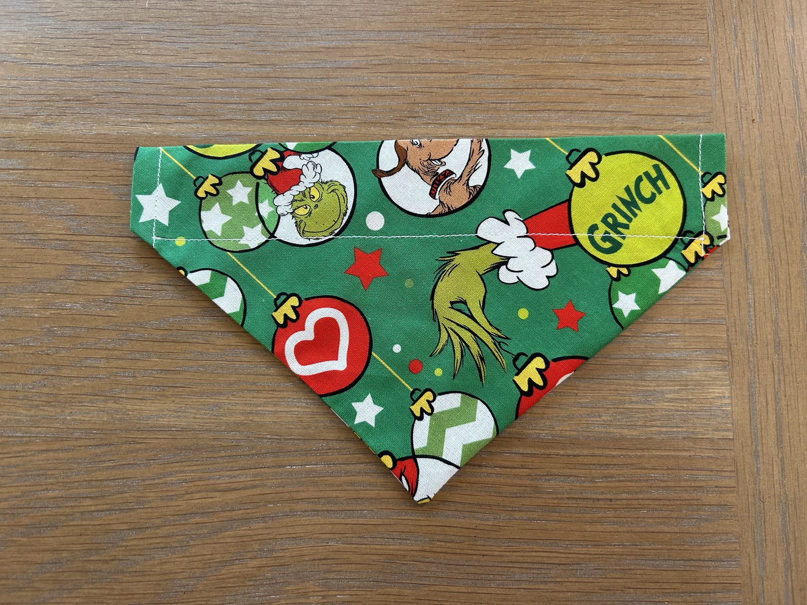 Over Collar Slide On Pet Dog&Cat Bandana Scarf (S/M/L) The GRINCH Themel – New