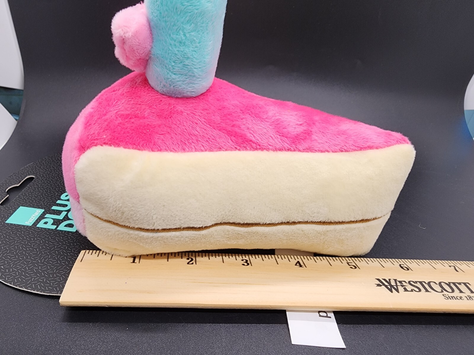 PINK BIRTHDAY CAKE DOG TOY SMALL PLUSH WITH SQUEAKER NON-TOXIC WASHABLE NWT 6″