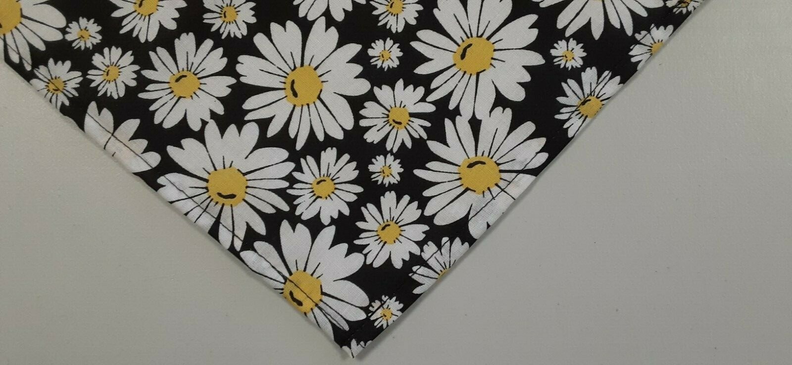 Dog Bandana/Scarf, Tie On, Black, White Daisies, S, M, L