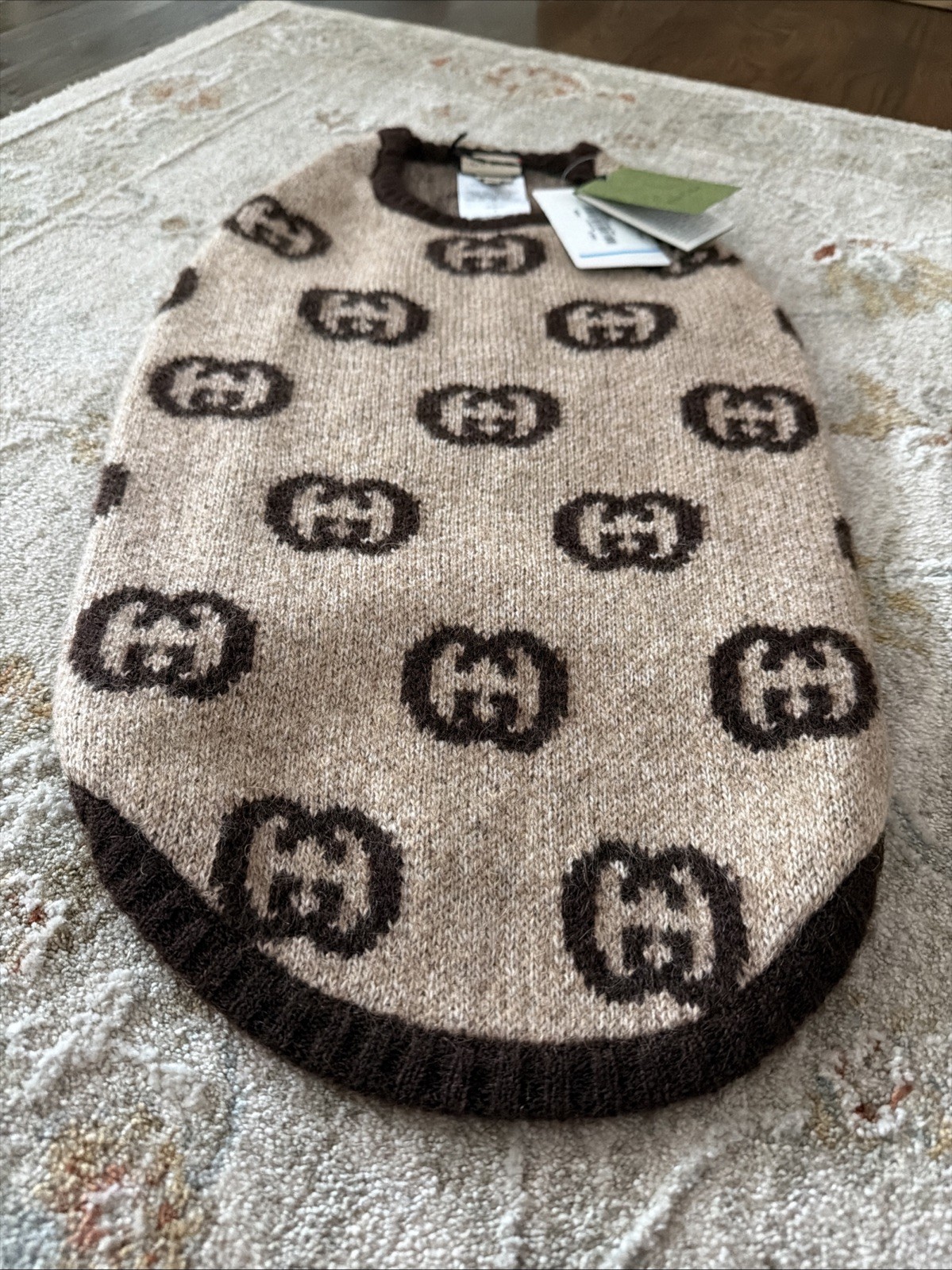 New 2026 Authentic Gucci GG Jumbo Logo Dog Sweater Clothes Tan Brown Size L