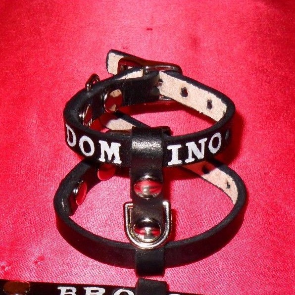 #DH1: 1/2″ PERSONALIZED LEATHER DOG HARNESS Custom fit and color selection!