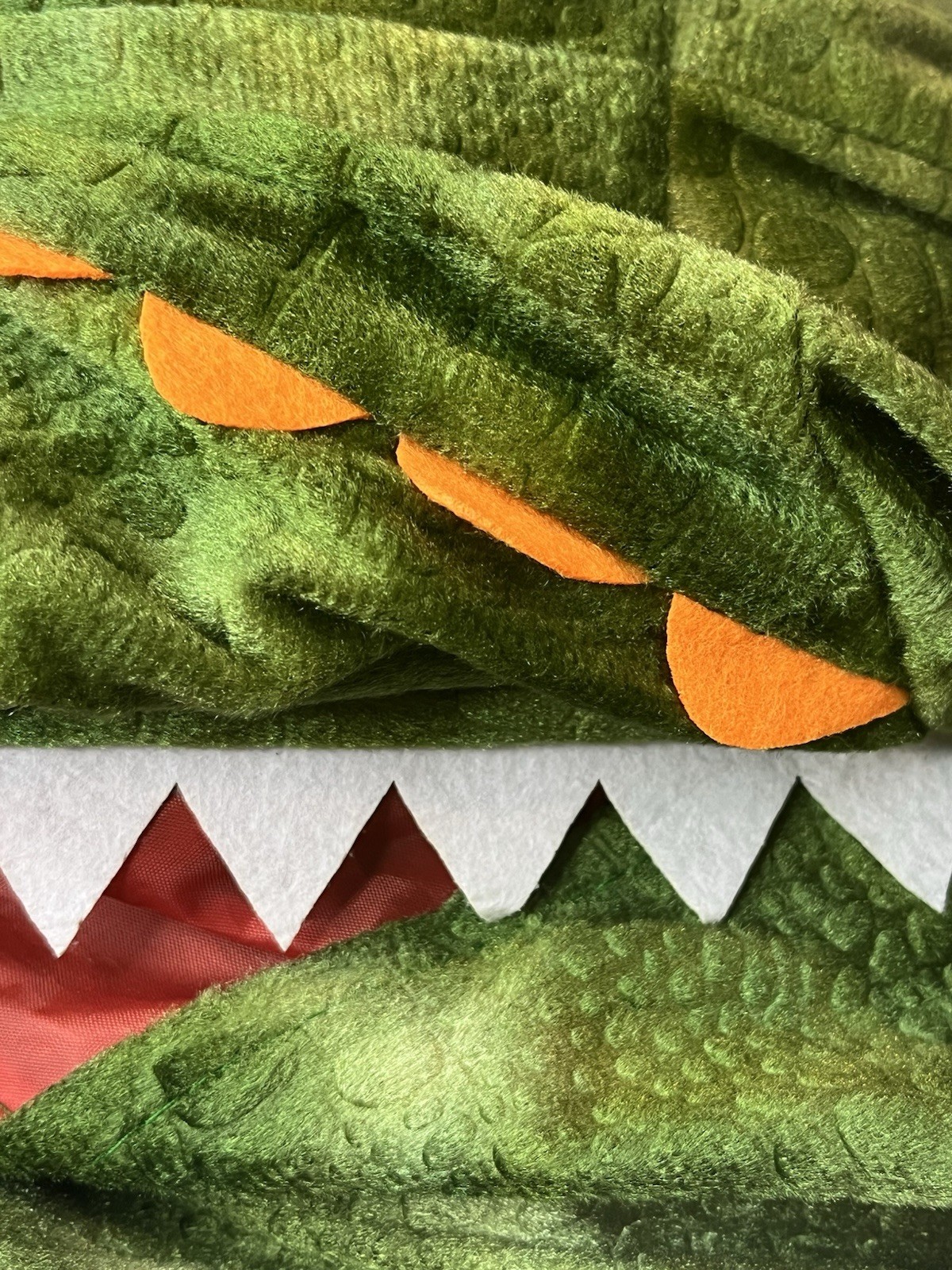 New! Dog Crocodile Design Costume XXXL (3XL) 90-120 lbs. Pet Clothes Alligator