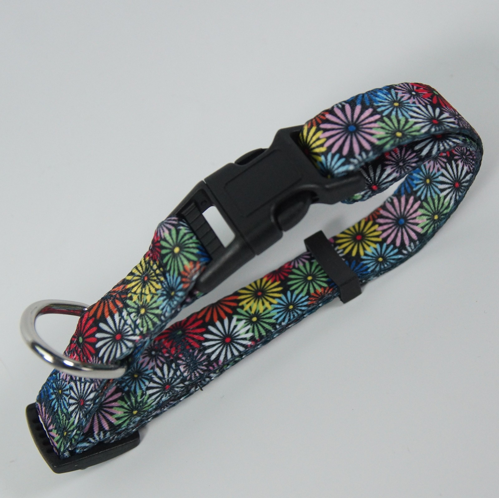 Chrysanthemum Flower Design Adjustable Dog Collar S/M/L Durable Nylon Pet Collar