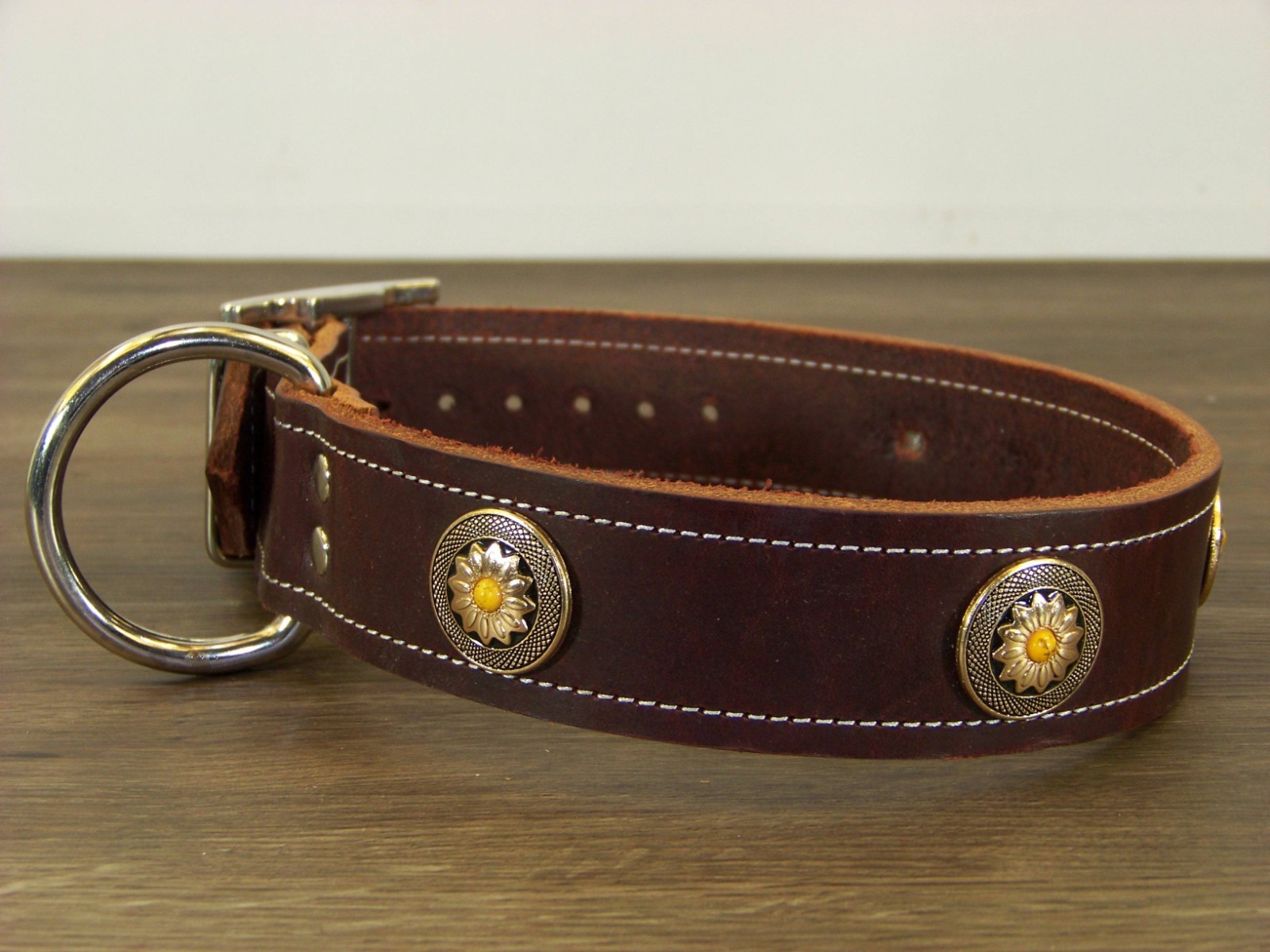 1 – 1/2 Inch-Wide Top Quality Leather Dog Collar W/ Flower Concho Made in USA