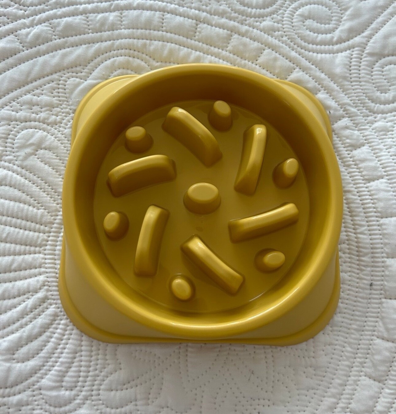 Slow Feeder Dogs Bowl for Large Dogs Anti-Gulping Pet Slower Food Feeding Bowl