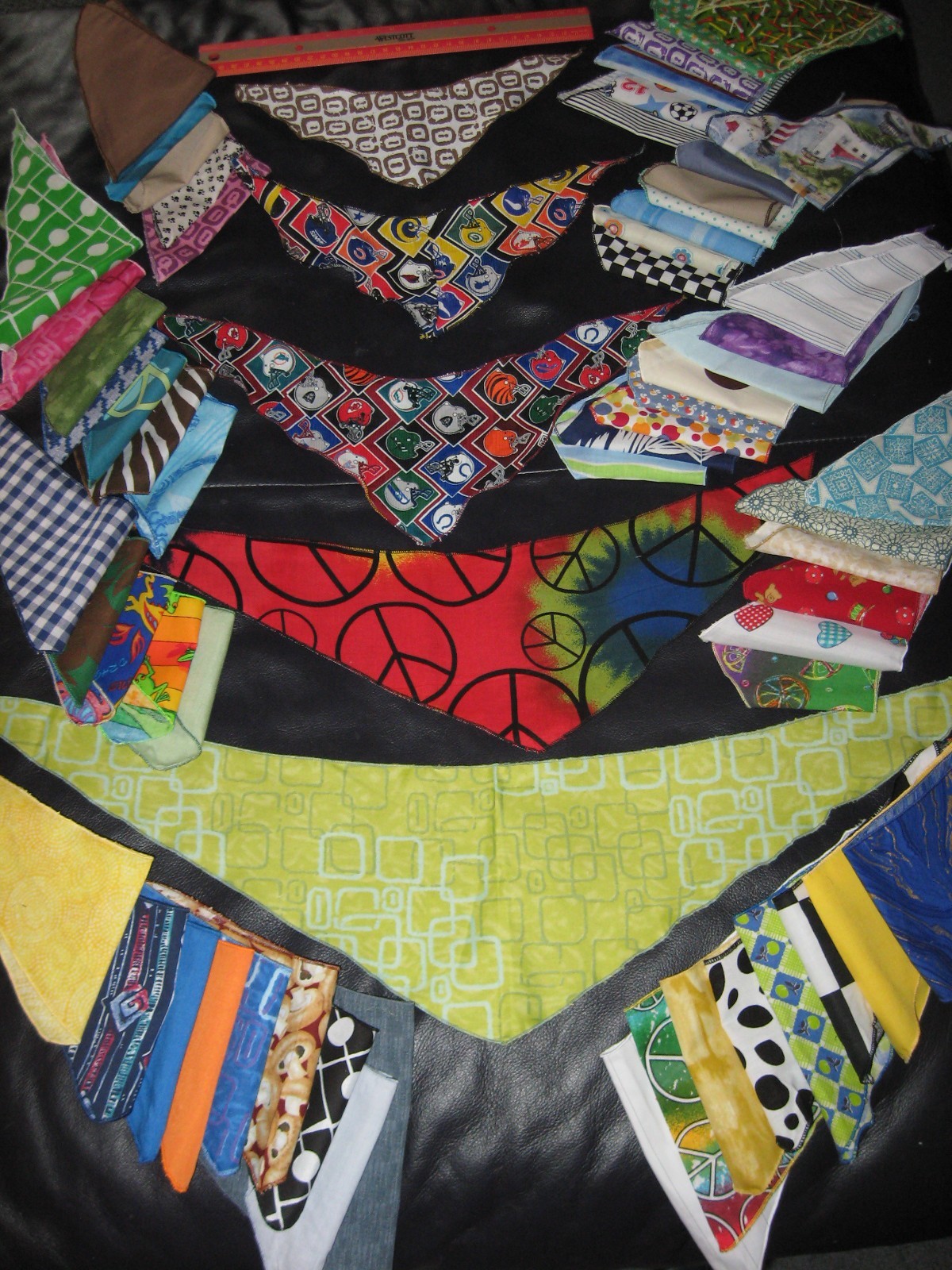 50 Dog Grooming BANDANAS EVERYDAY Finished PET SCARF TieOn BANDANNA XS S M L XL