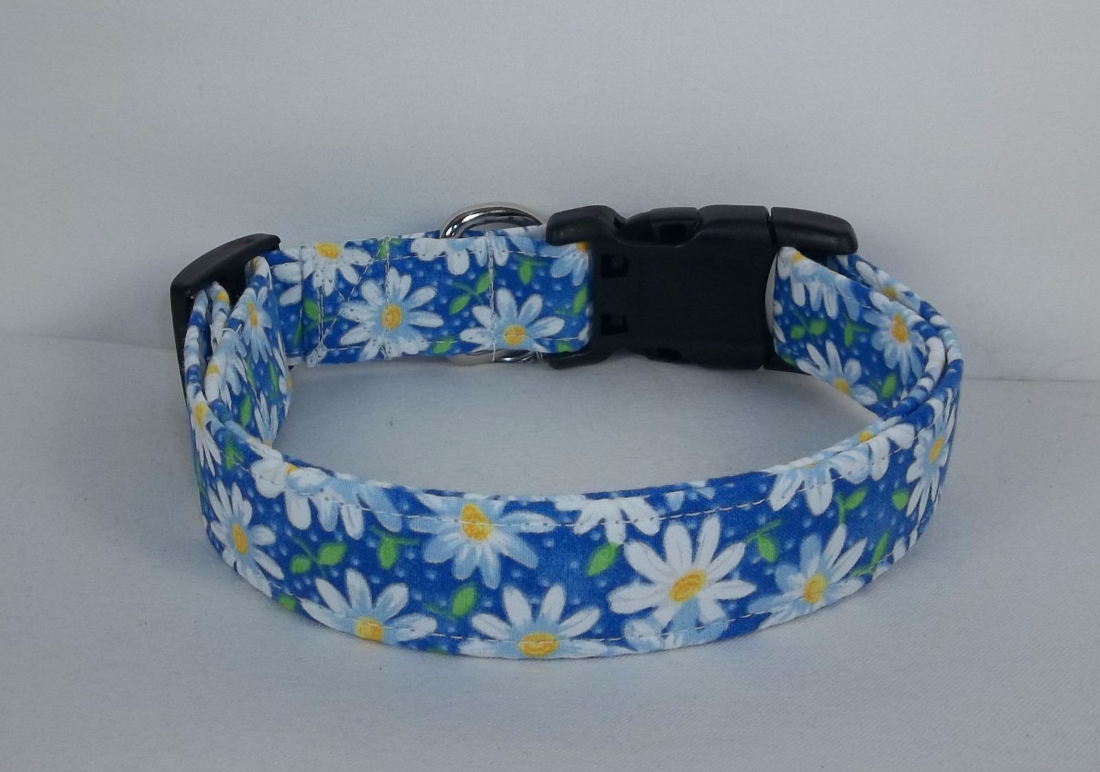 White Daisy blue flowers Terri’s Dog Collar handmade adjustable charming fabric