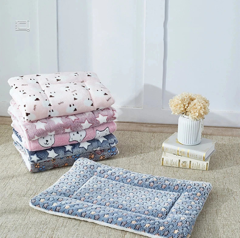 Flannel Pet Sleeping Mat Dog Bed Cat Litter Puppy Bed Dog Sofa Lovely Mattress