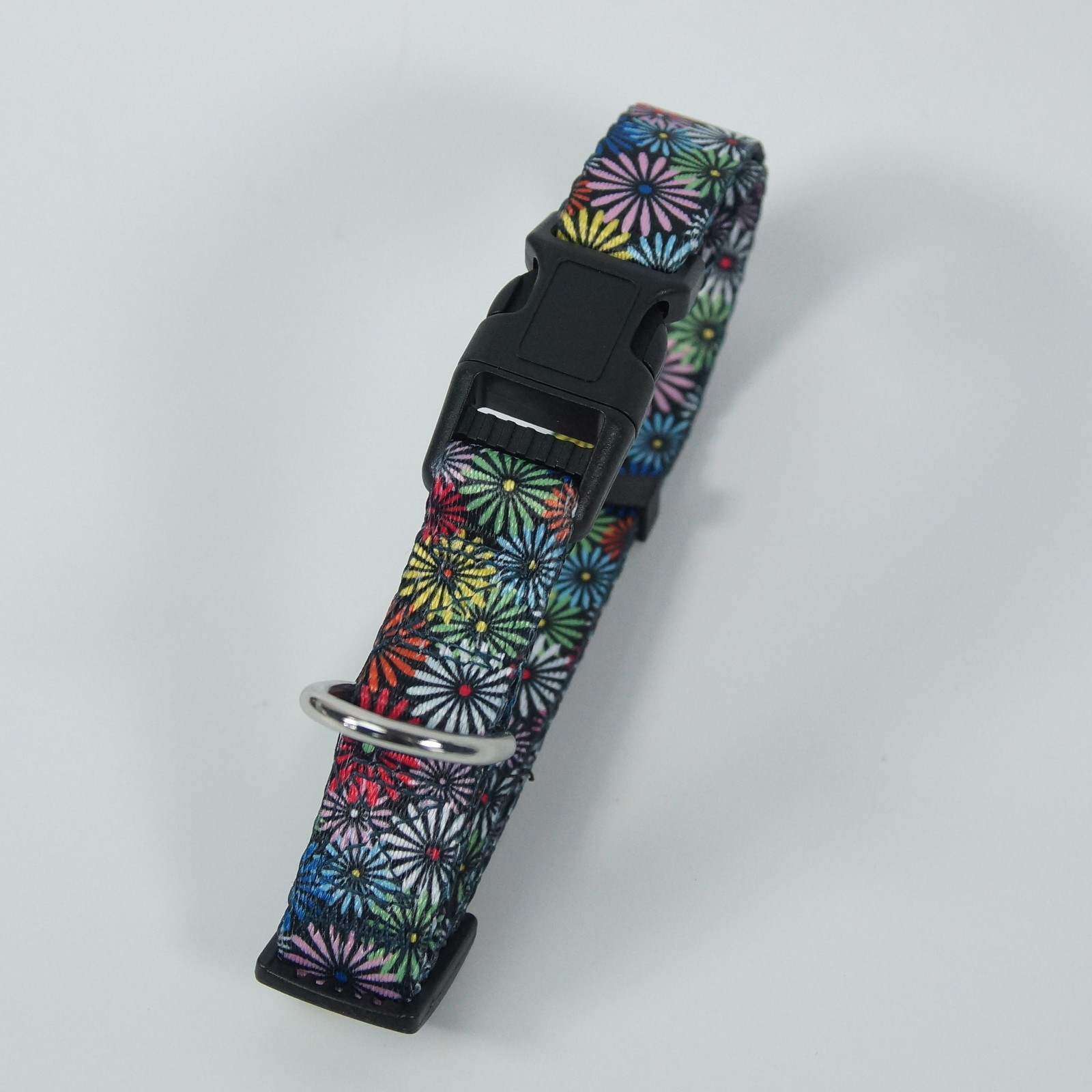 Chrysanthemum Flower Design Adjustable Dog Collar S/M/L Durable Nylon Pet Collar