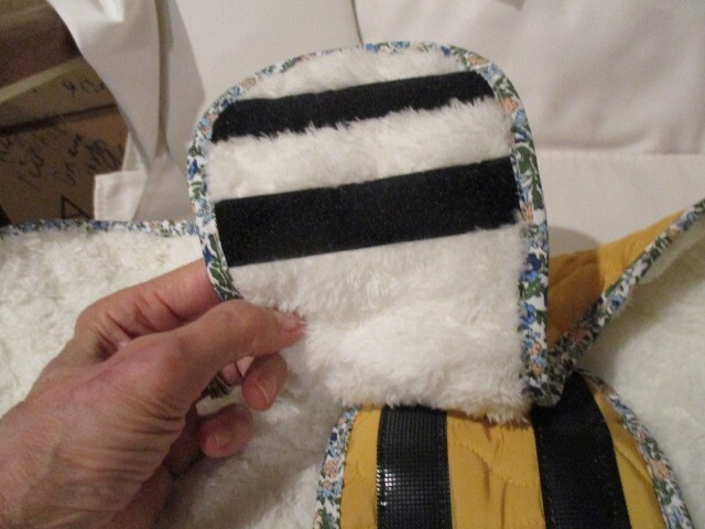 Golden Quilted 100% Polyester Large Dog Coat Closes at Neck & Under Belly 24″L
