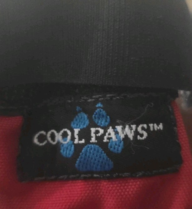 Xtra Small Ultra ‘Cool Paws’ Dog Boots 2″x4″, Hook&Loop Closure-Red/Black – HB13