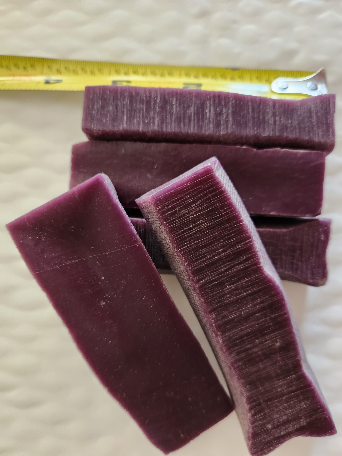 Himalayan Yak Bones – Blueberry Flavor Dog Chews for Dogs – 3-4″ long, 10 Chews!