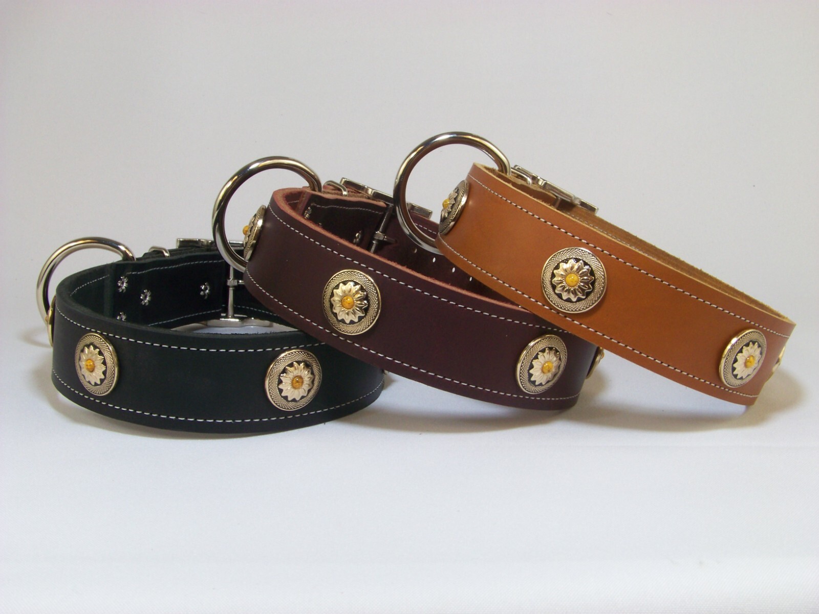 1 – 1/2 Inch-Wide Top Quality Leather Dog Collar W/ Flower Concho Made in USA