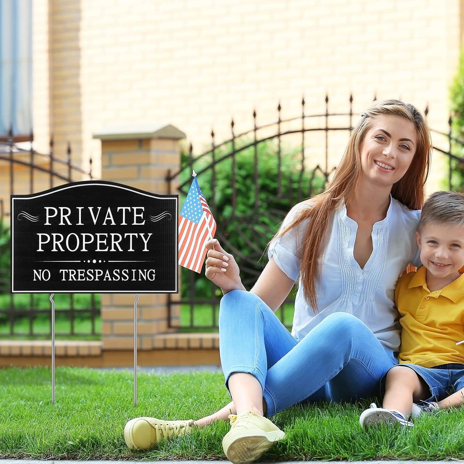 Maitys 4 Pcs Private Property No Small Signage, As Shown on the Picture