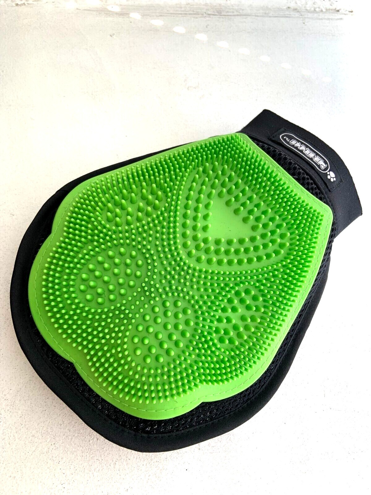 2-in-1 Pet Grooming Massage Glove Brush Comb Shedding Mitt Dog Cat Hair Remover