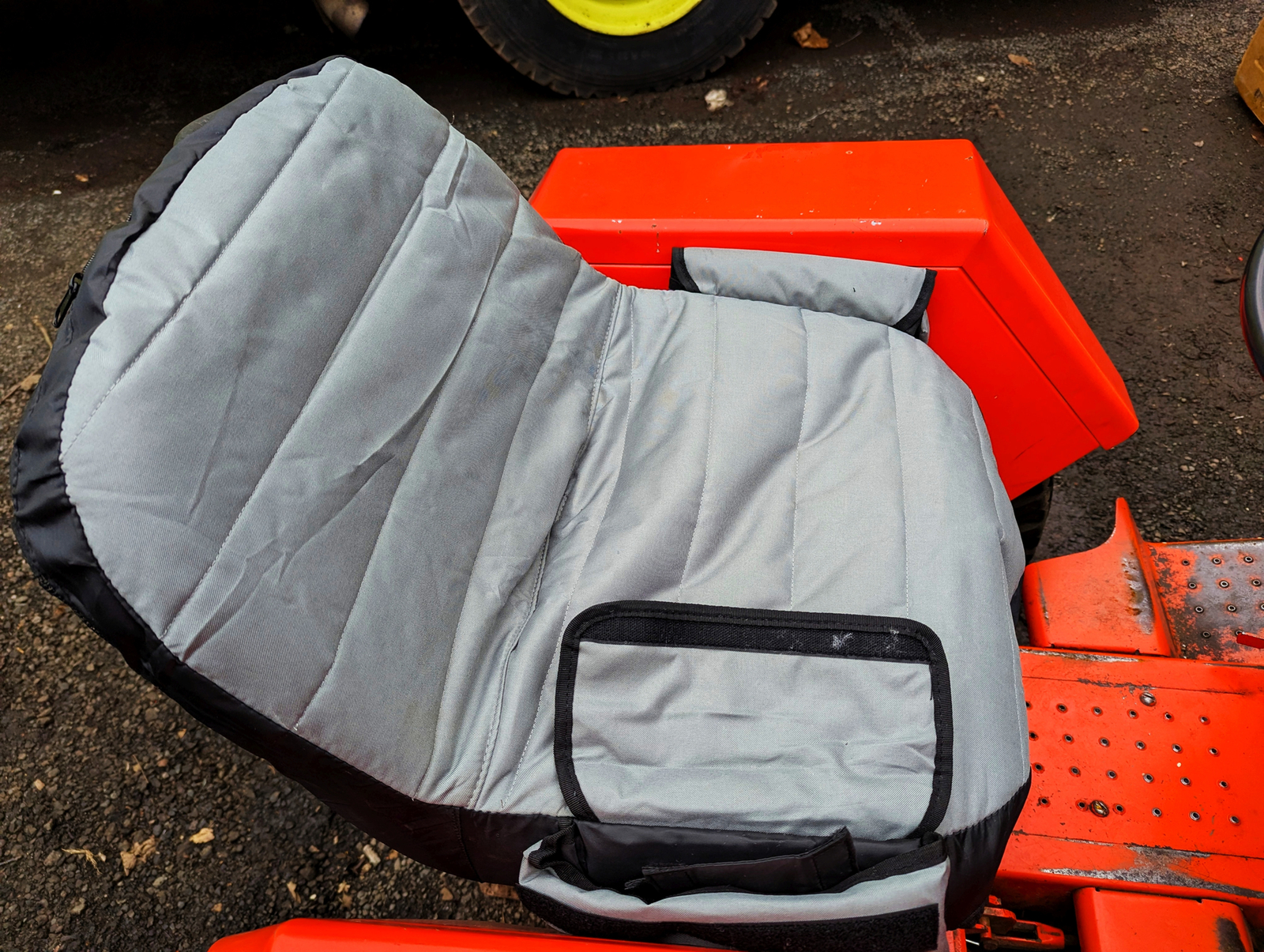 Lawn Mower Tractor Seat Cover Multiple Pockets & Storage Fits Most Medium & High