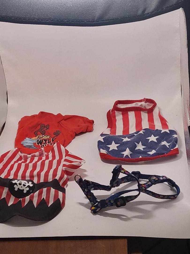 3 XTRA SMALL DOG OUTFITS AND HARNESS