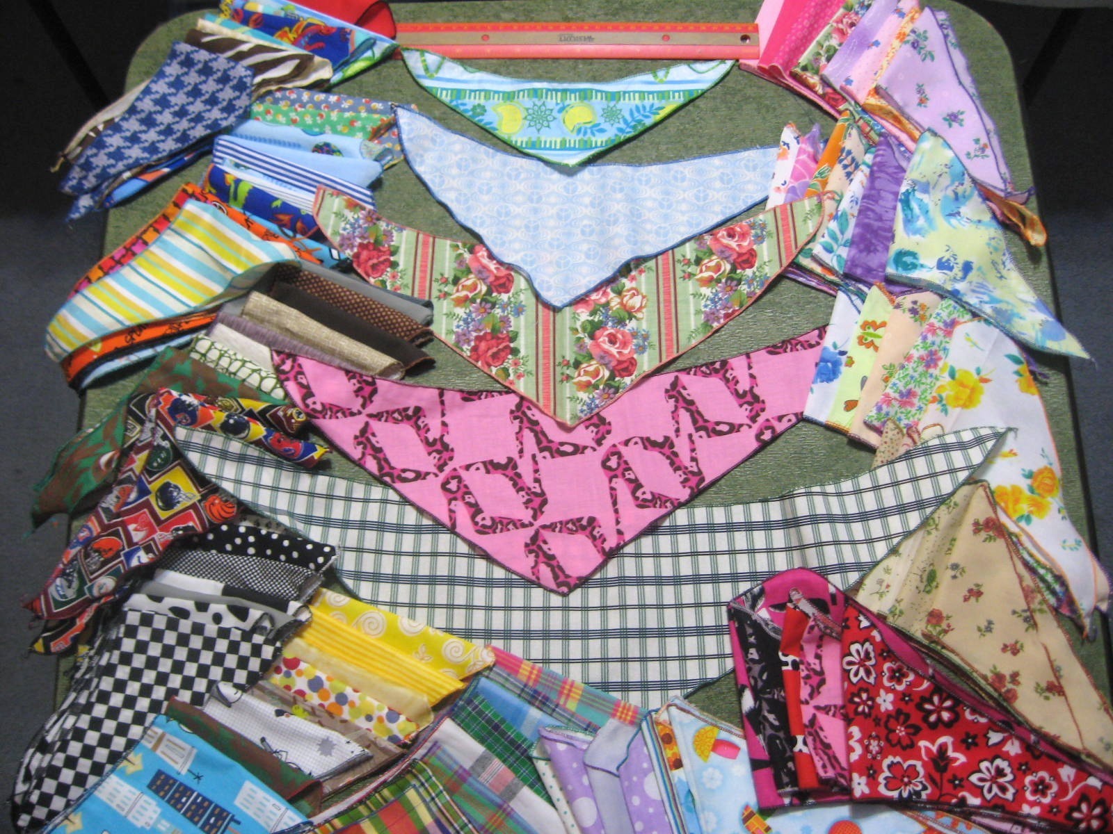 50 Dog Grooming BANDANAS EVERYDAY Finished PET SCARF TieOn BANDANNA XS S M L XL