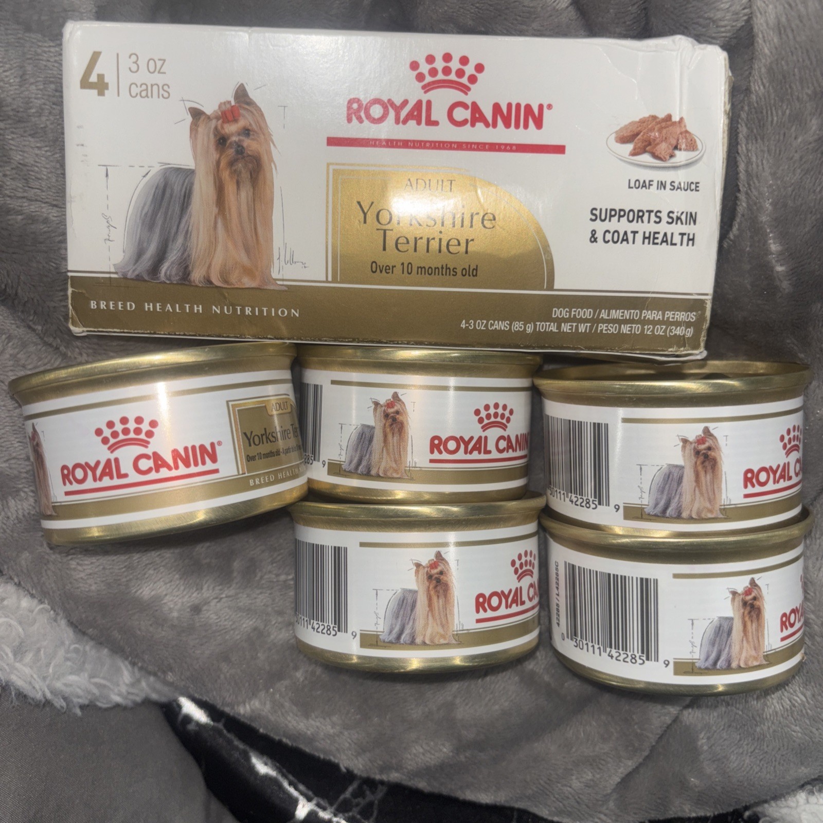 Royal Canin Yorkshire Terrier Adult 3 Ounce Can (Pack of 9) No artificial color
