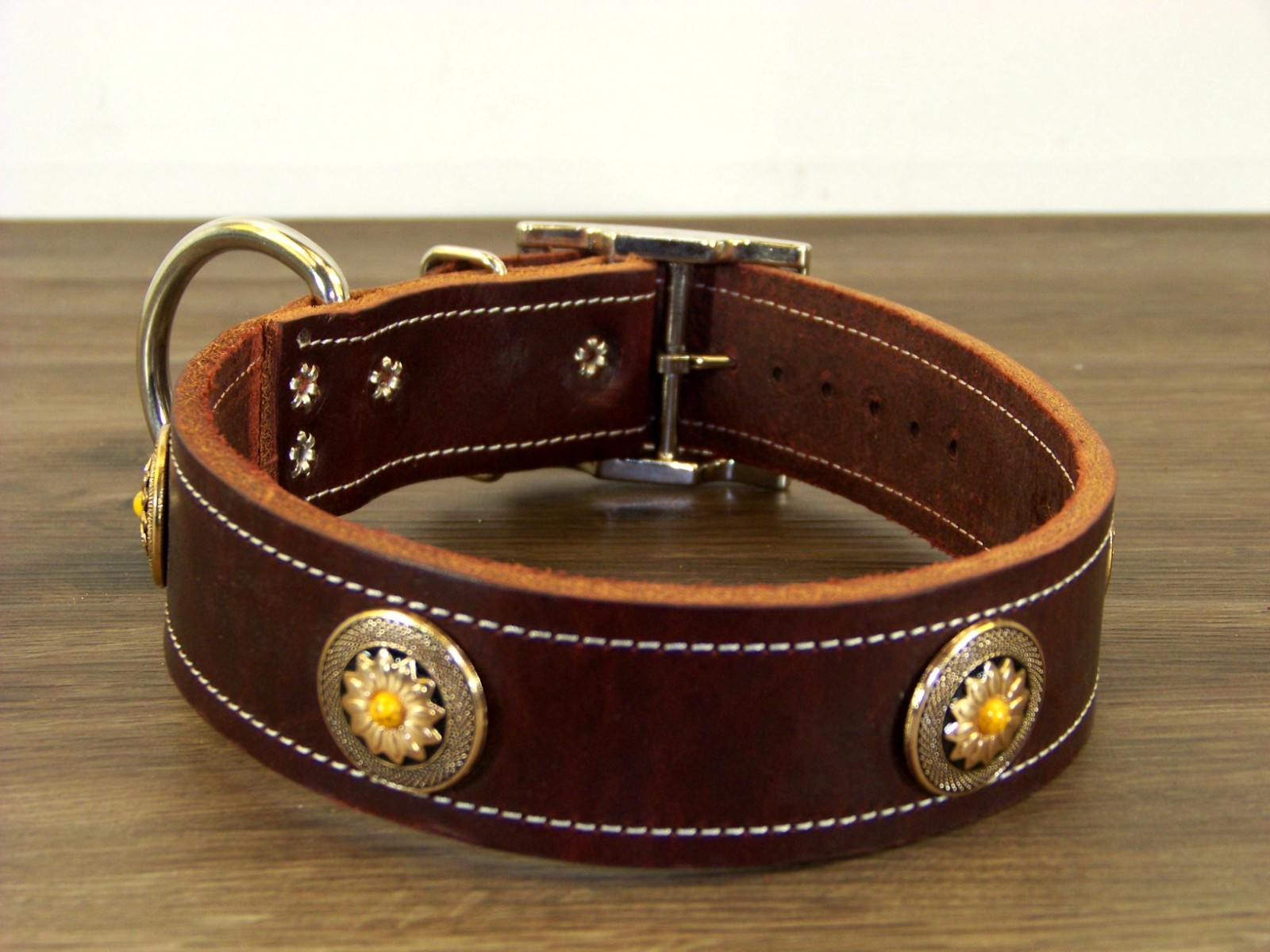 1 – 1/2 Inch-Wide Top Quality Leather Dog Collar W/ Flower Concho Made in USA