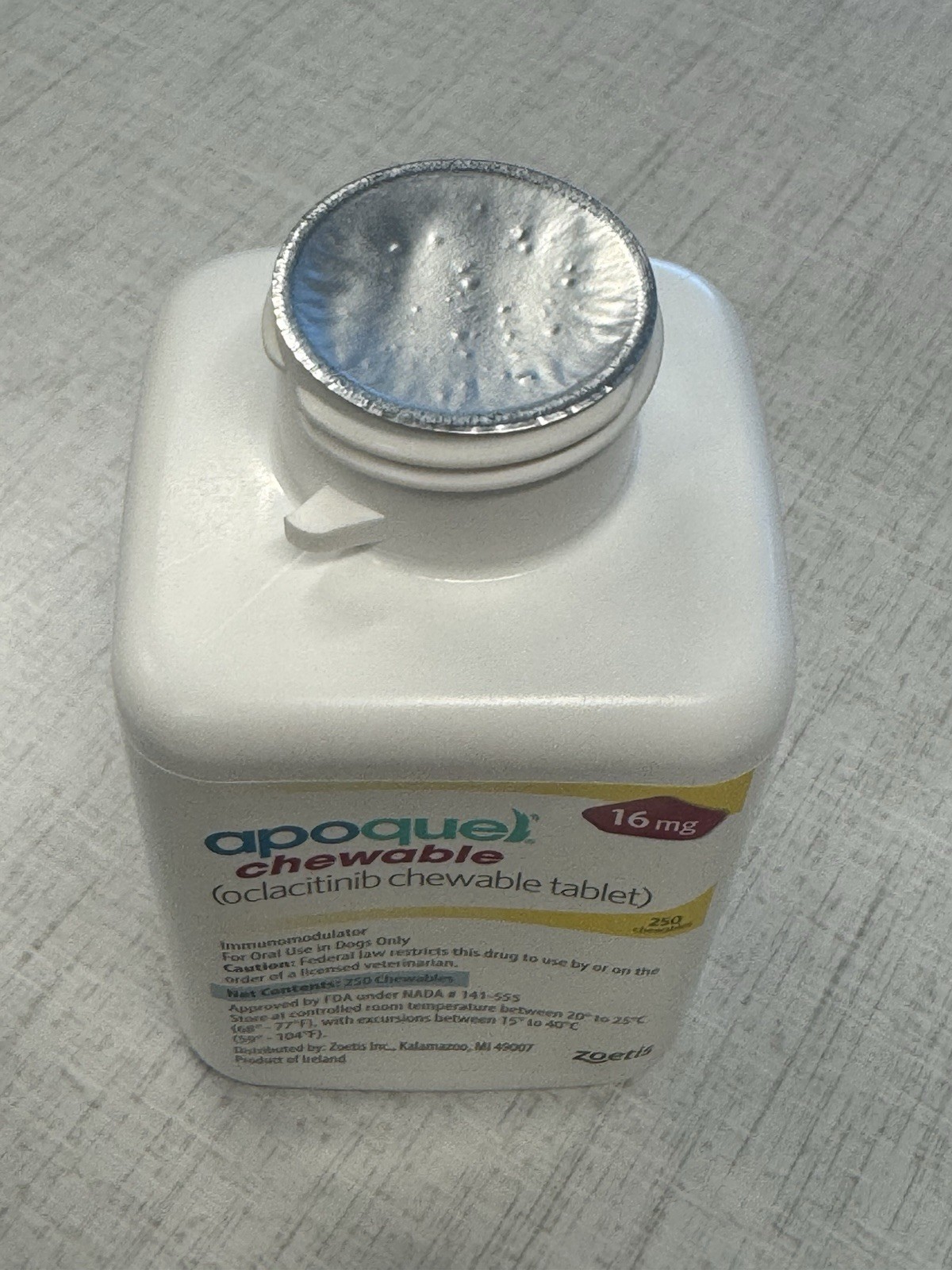 Oclacitinib chewable Tablet for Dogs, 16 mg 250 Tablets control itching Exp 1/29