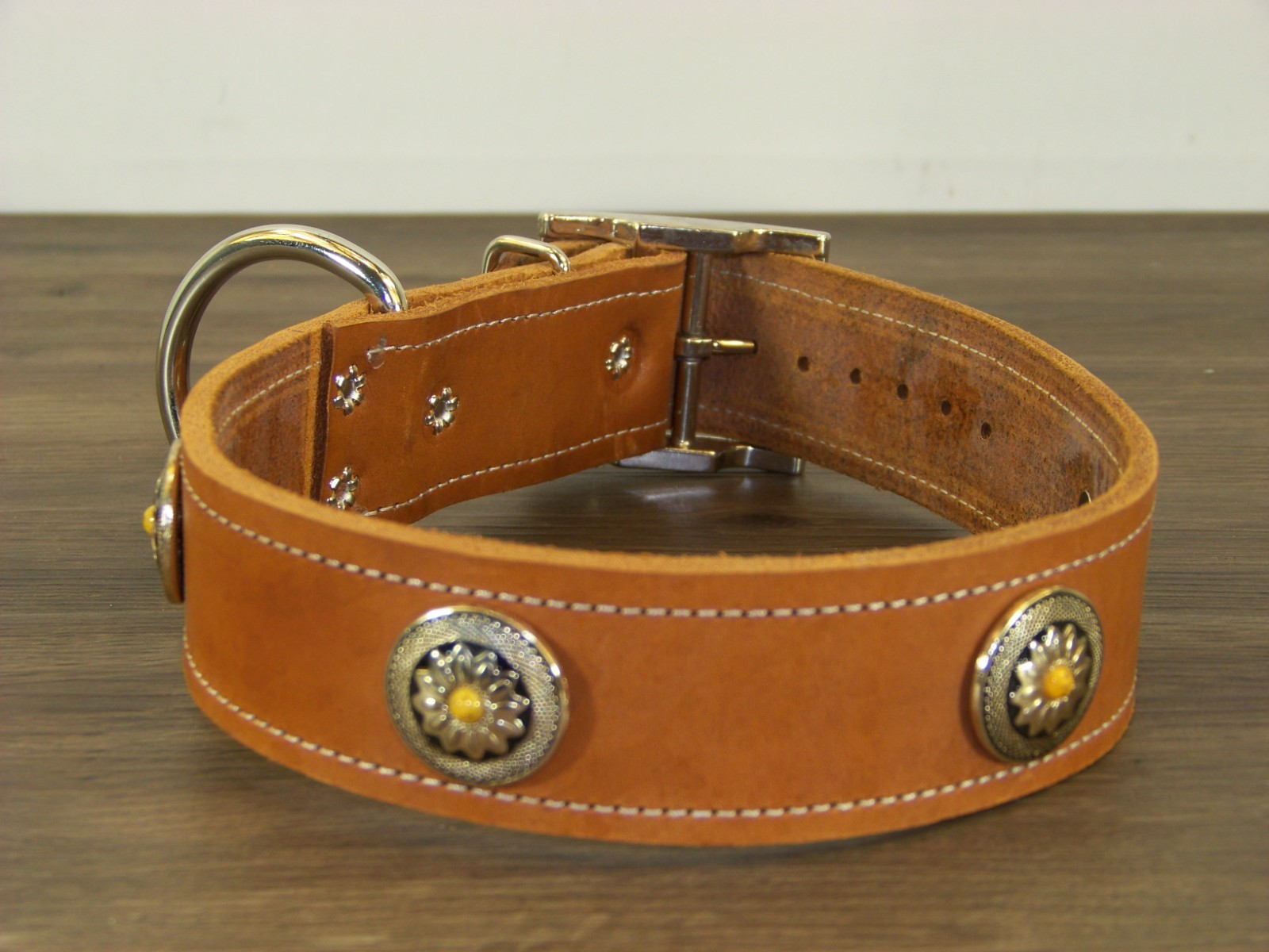 1 – 1/2 Inch-Wide Top Quality Leather Dog Collar W/ Flower Concho Made in USA