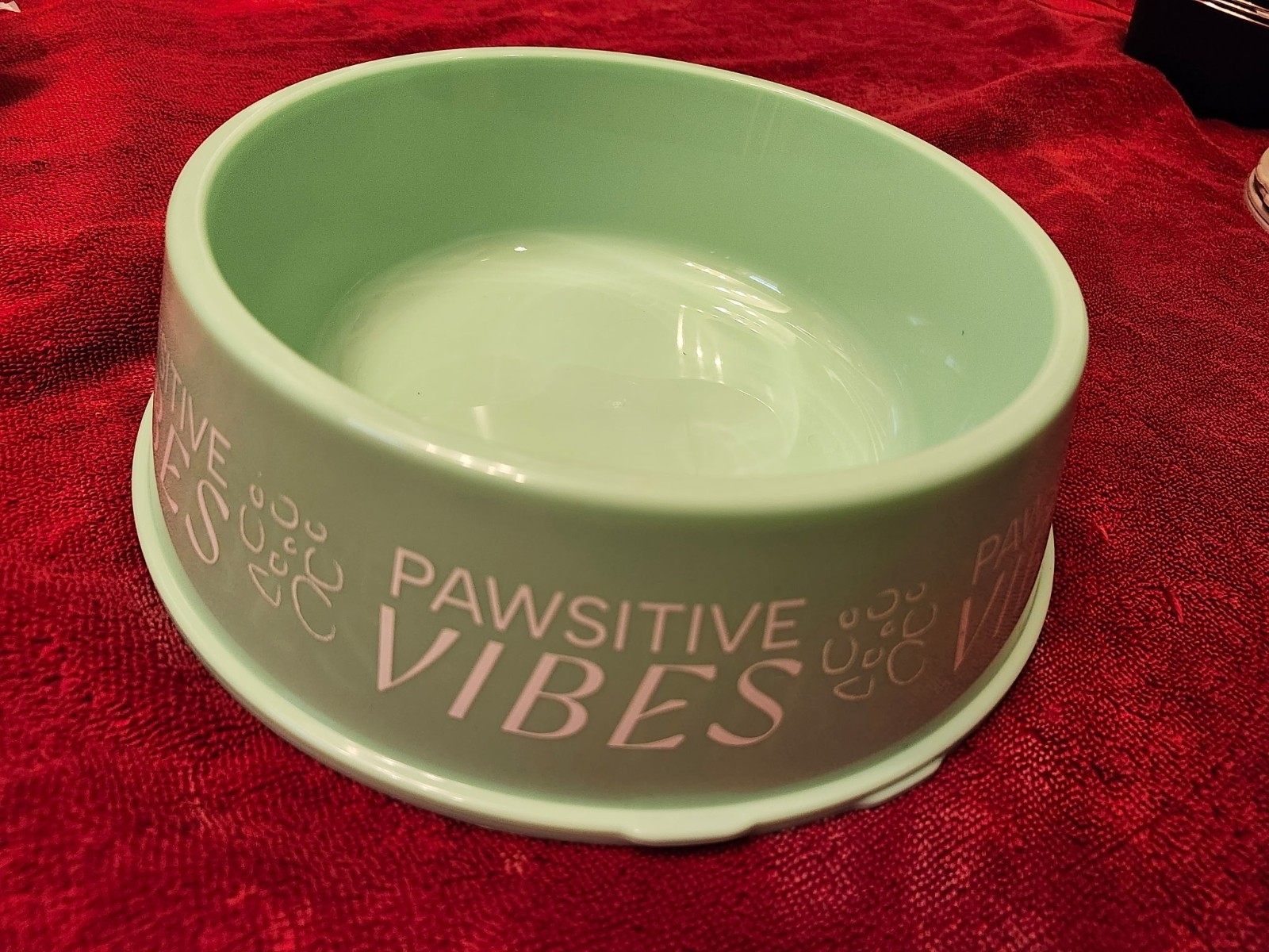 Pet Feeding Bowls. Set of 2. (Large, Small, Plastic or Elevated). FREE SHIPPING!