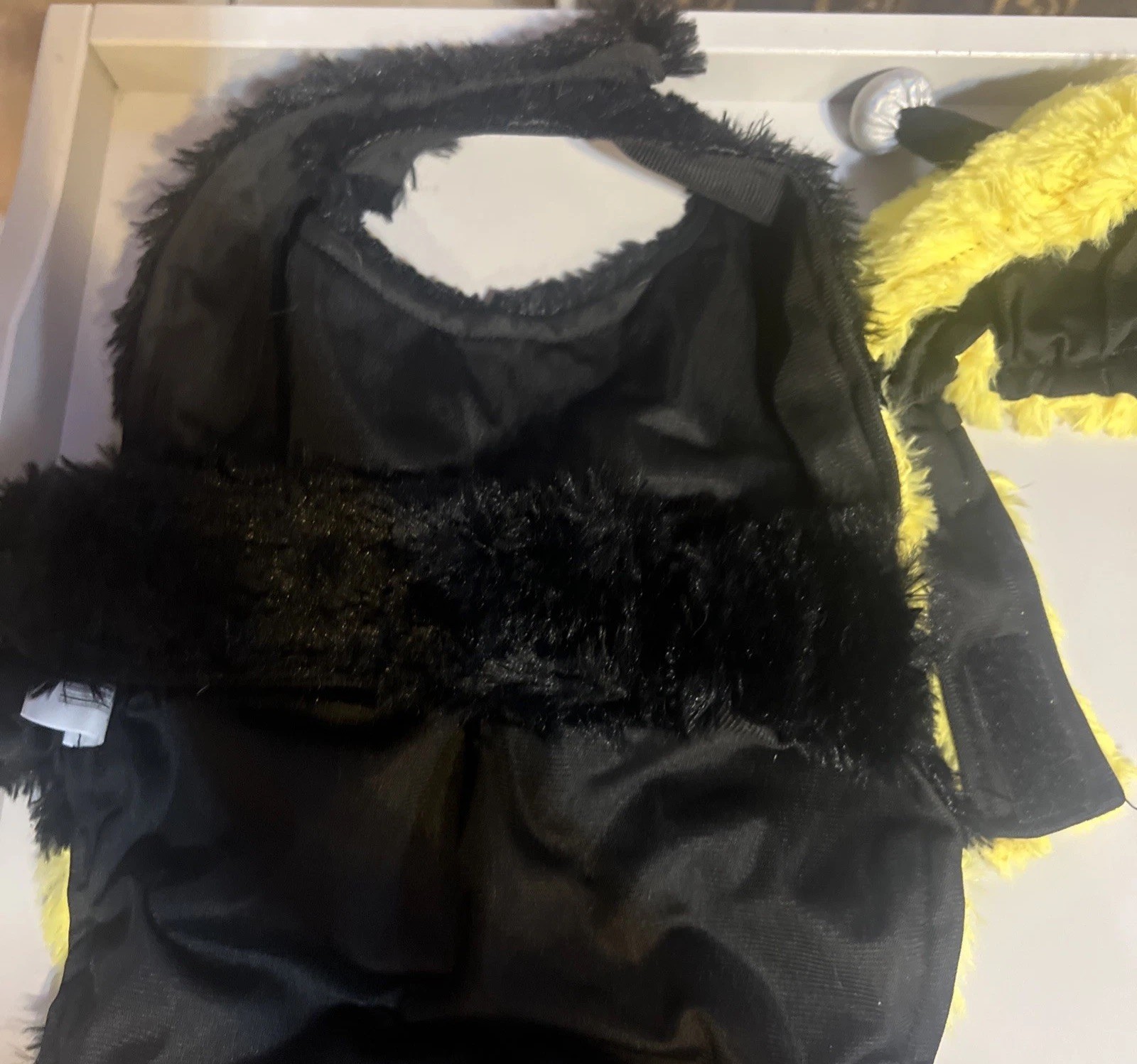 Petco Thrills & Chills Collection Bumble Bee Pet Costume Dog/Cat Sz Xtra Small