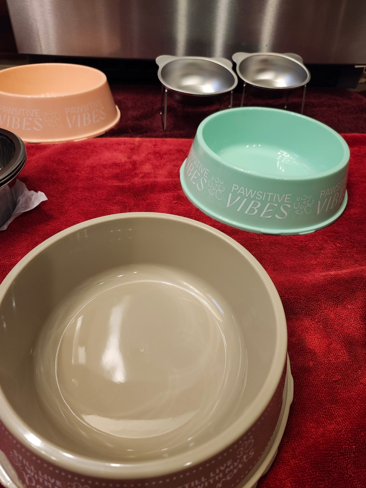 Pet Feeding Bowls. Set of 2. (Large, Small, Plastic or Elevated). FREE SHIPPING!