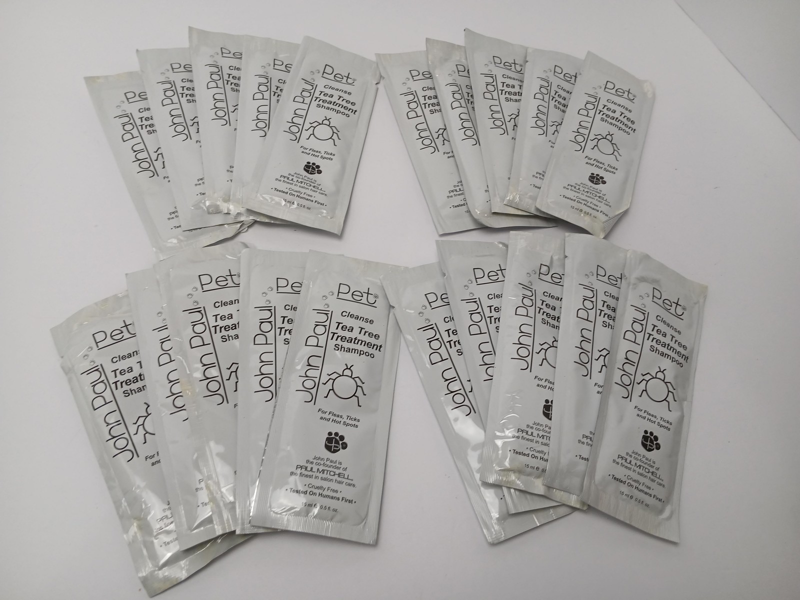 John Paul Pet Tea Tree Treatment Shampoo 15ml Sample Packets Lot 20 Dogs Cats